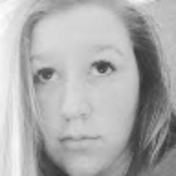 Meet your Posher, Kylee - Picture 1 of 1